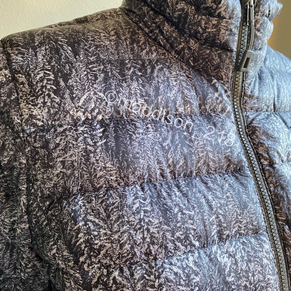 Patagonia Down Sweater Jacket Small Forestland Tailored Grey Black Snowy S - Picture 8 of 16